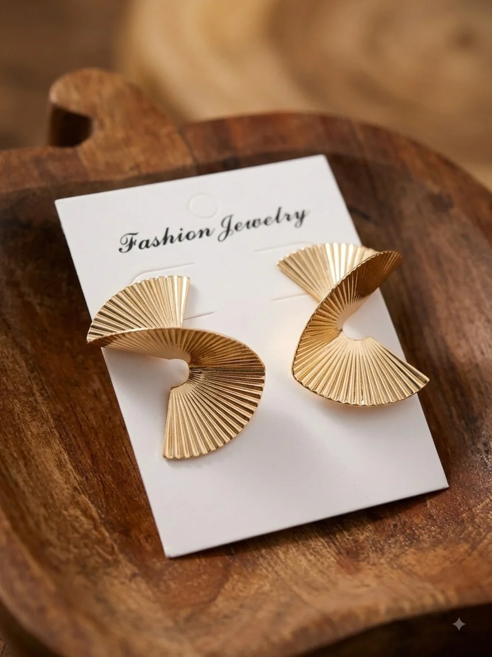 Fashion Jewelry Gold Spiral Fan Earrings